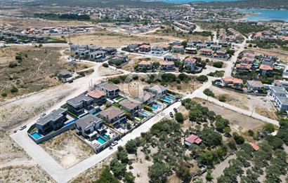 REİSDERENİN GÖZDESİ 6+1 MÜSTAKİL YENİ VİLLA