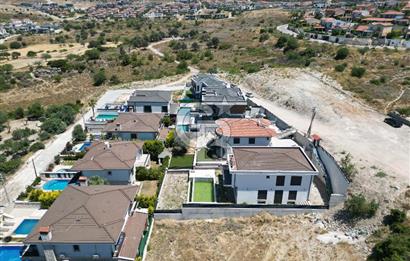 REİSDERENİN GÖZDESİ 6+1 MÜSTAKİL YENİ VİLLA