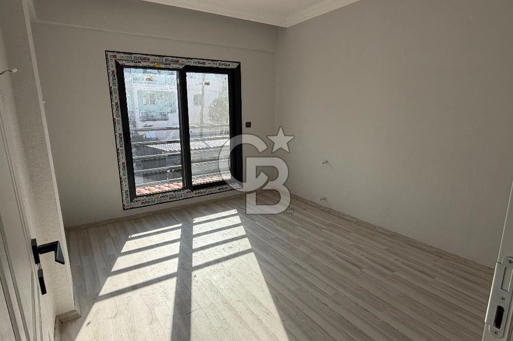 Foça Bağarası Kazım Dirik Mah. Satılık 2+1 Dubleks