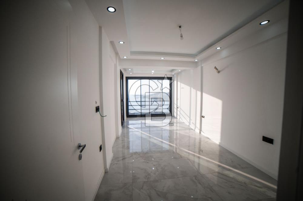 Bodrum Adabükü'nde Bahçeli ve Sıfır Tripleks Villa