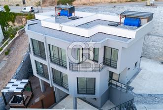 Bodrum Adabükü'nde Bahçeli ve Sıfır Tripleks Villa - 10 - 320473