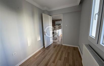 BORNOVA EVKA 4 te 2+1 TADİLATLI KİRALIK DAİRE 