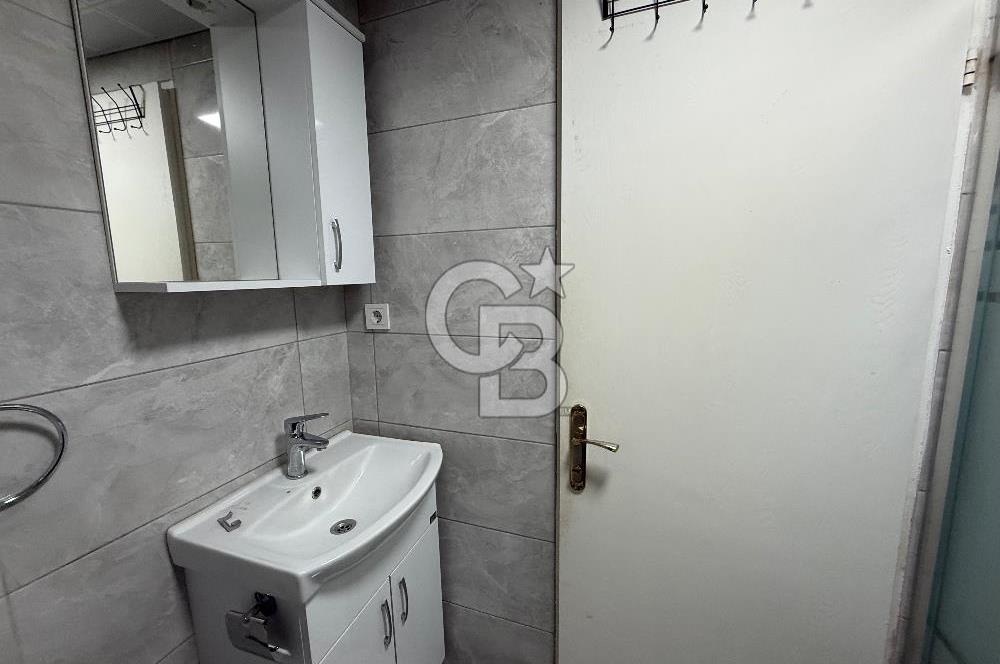 BORNOVA EVKA 4 te 2+1 TADİLATLI KİRALIK DAİRE 