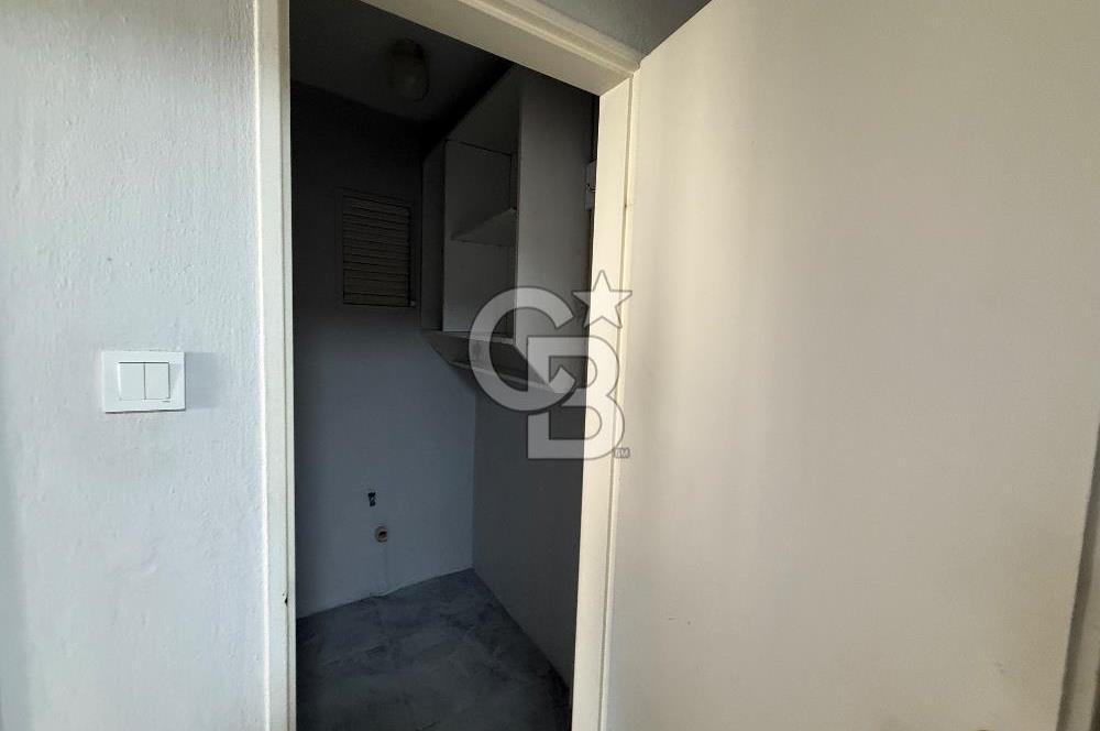 BORNOVA EVKA 4 te 2+1 TADİLATLI KİRALIK DAİRE 