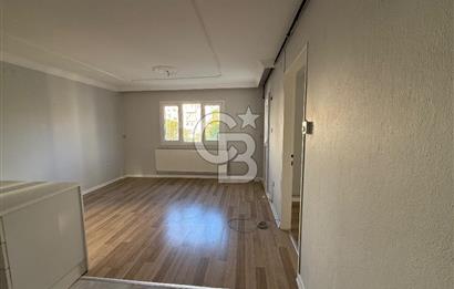 BORNOVA EVKA 4 te 2+1 TADİLATLI KİRALIK DAİRE 