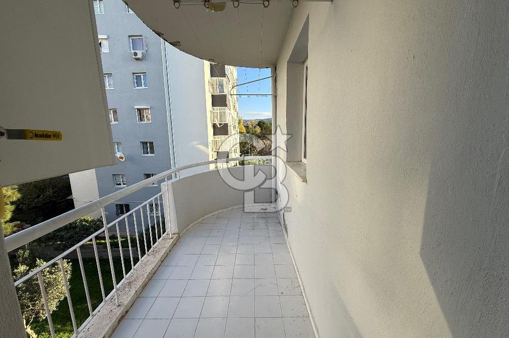 BORNOVA EVKA 4 te 2+1 TADİLATLI KİRALIK DAİRE 