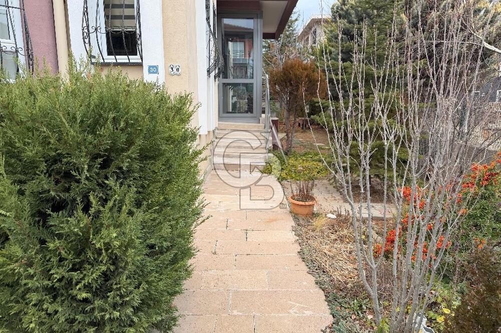 Tek Yapıda Müthiş Ferahlıkta 2 Katlı Müstakil Villa