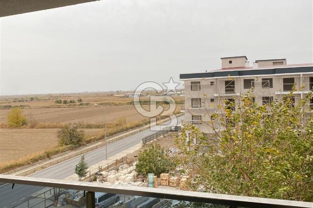 Menemen Seyrek'te Merkezi Konumda Otoparklı 1+1 Satılık Daire
