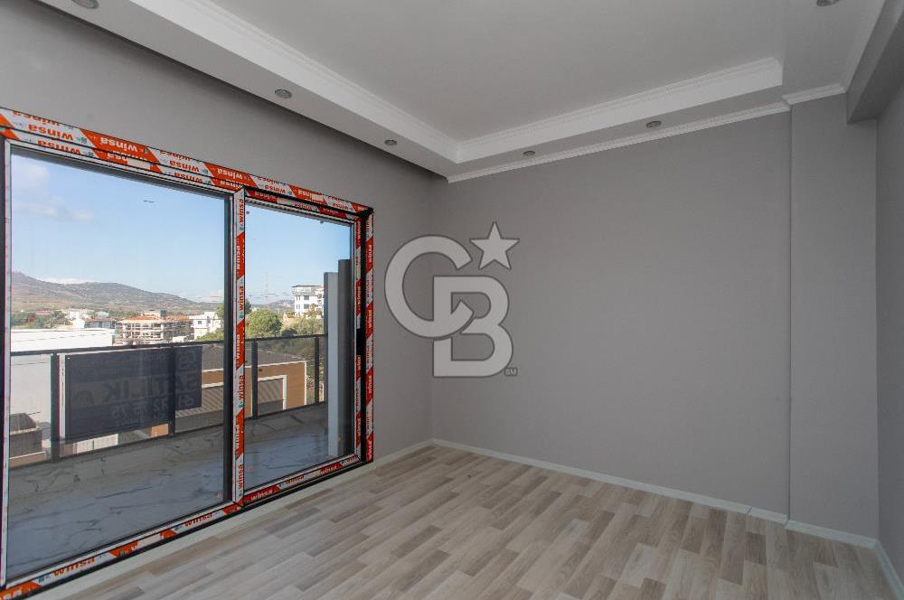 Yenifoça Mustafa Kemal Atatürk Mah. Satılık 4+1 Villa