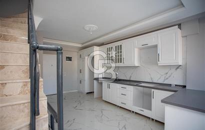 Yenifoça Mustafa Kemal Atatürk Mah. Satılık 4+1 Villa