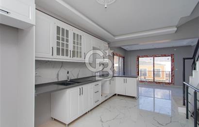 Yenifoça Mustafa Kemal Atatürk Mah. Satılık 4+1 Villa