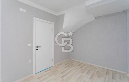 Yenifoça Mustafa Kemal Atatürk Mah. Satılık 4+1 Villa