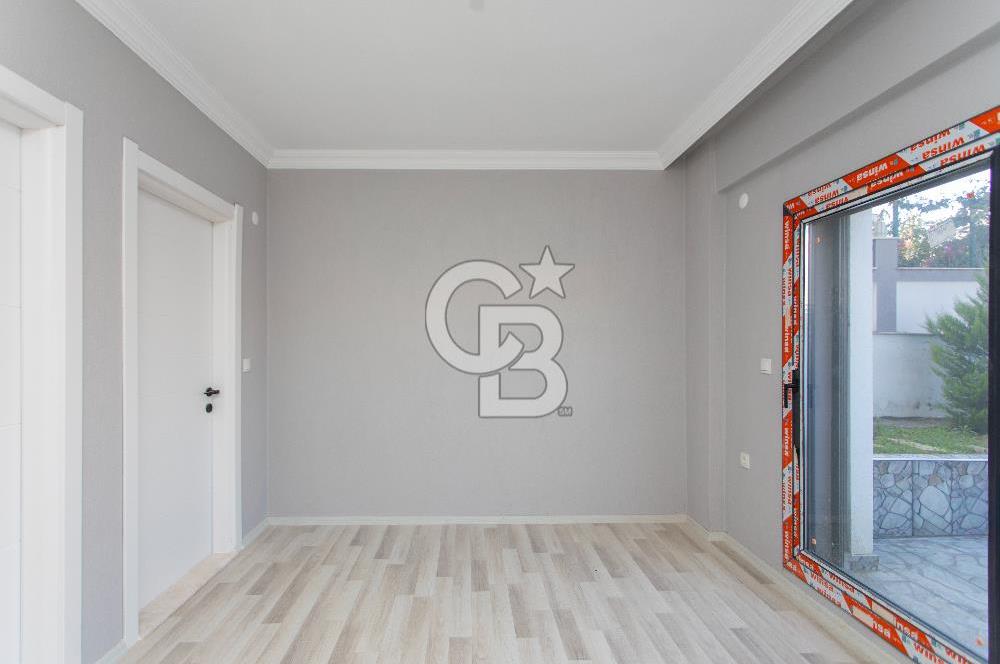 Yenifoça Mustafa Kemal Atatürk Mah. Satılık 4+1 Villa