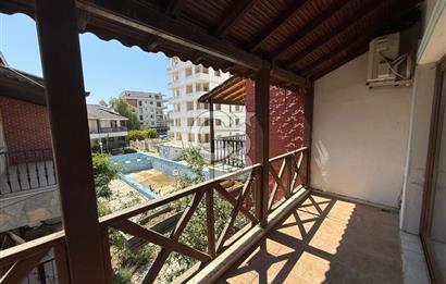 Güzelbahçe Siteler’de Havuzlu Sitede, Denize Yakın Villa