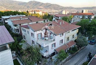 Evka 3' de Satılık Köşe Konumlu Bahçeli Ferah 4+1 Tripleks Villa - 4 - 320520