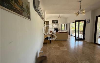 Kuşadası Olivia Sitesinde Doğa İçinde Müstakil Havuzlu Villa