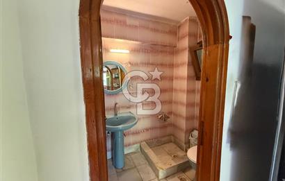 Güzelbahçe Siteler’de Havuzlu Sitede, Denize Yakın Villa