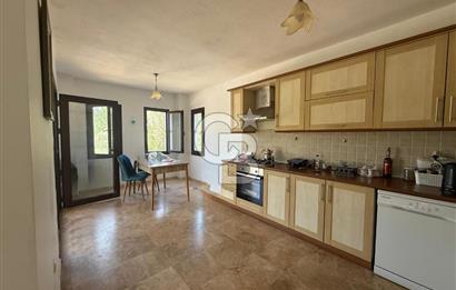 Kuşadası Olivia Sitesinde Doğa İçinde Müstakil Havuzlu Villa