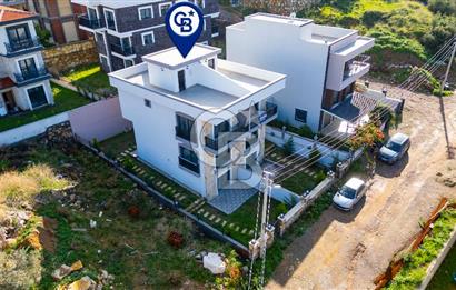 Yenifoça Mustafa Kemal Atatürk Mah. Satılık 4+1 Villa