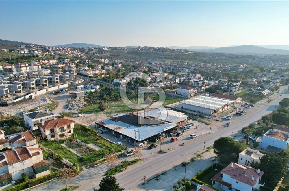 ÇEŞME REİSDEREDE ANAYOL ÜZERİ 1000 M² ARSADA 600 M2 KAPALI ALAN