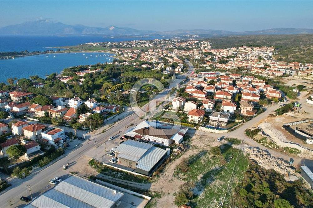 ÇEŞME REİSDEREDE ANAYOL ÜZERİ 1000 M² ARSADA 600 M2 KAPALI ALAN