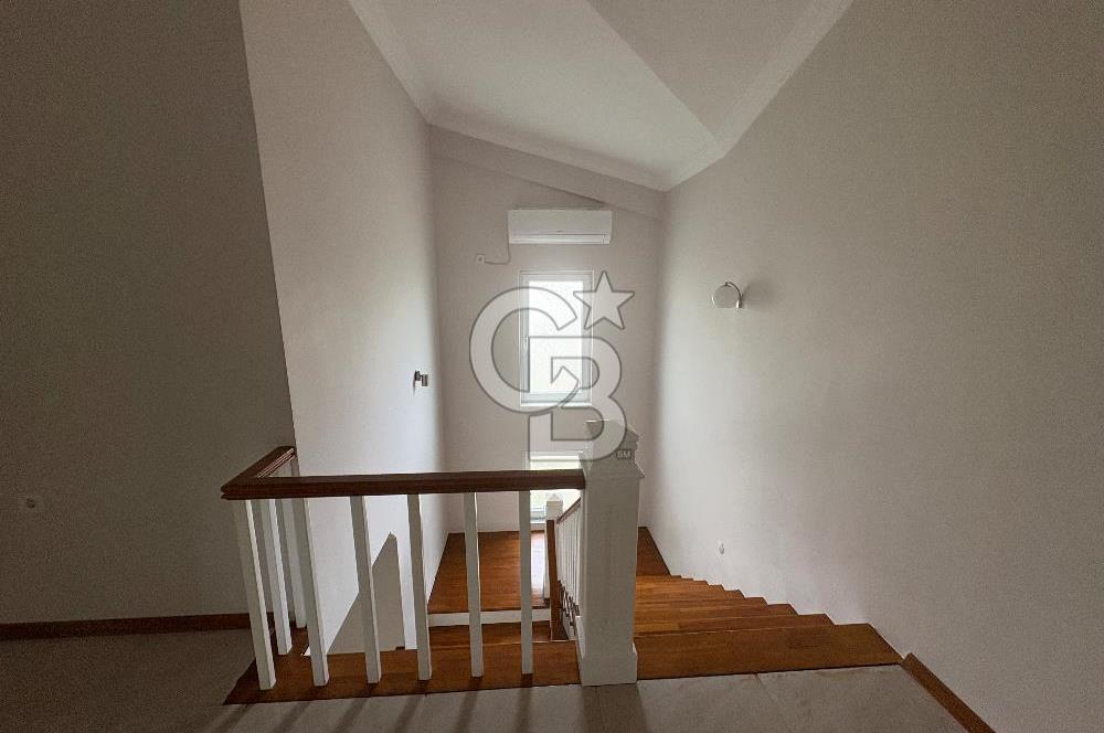 Edirne Merkez Milas Evleri Çok Kullanışlı ve Lüks Satılık Villa