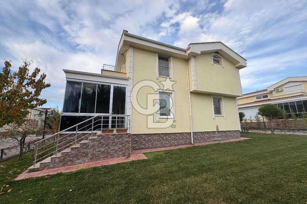 Edirne Merkez Milas Evleri Çok Kullanışlı ve Lüks Satılık Villa