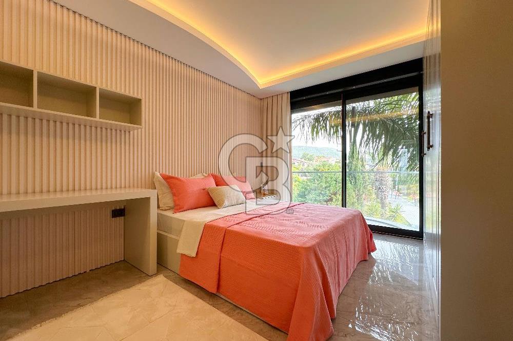 URLA'NIN İNCİSİ 4.000 M2 ULTRA LÜKS MALİKANE