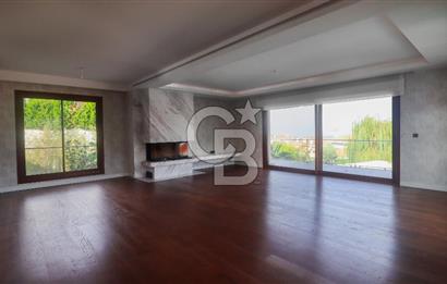 Güzelbahçe Çamlı 5+2 Satılık Havuzlu Villa