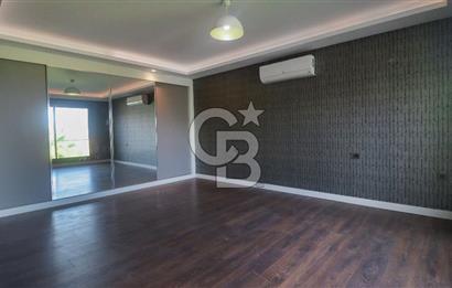 Güzelbahçe Çamlı 5+2 Satılık Havuzlu Villa