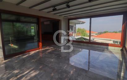 Güzelbahçe Çamlı 5+2 Satılık Havuzlu Villa