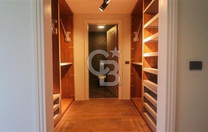 Güzelbahçe Çamlı 5+2 Satılık Havuzlu Villa