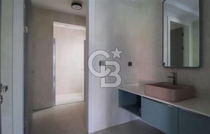 Güzelbahçe Çamlı 5+2 Satılık Havuzlu Villa