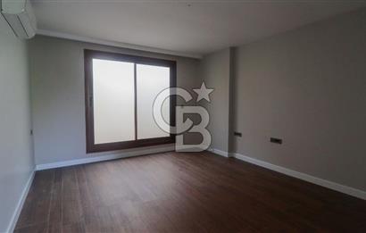 Güzelbahçe Çamlı 5+2 Satılık Havuzlu Villa