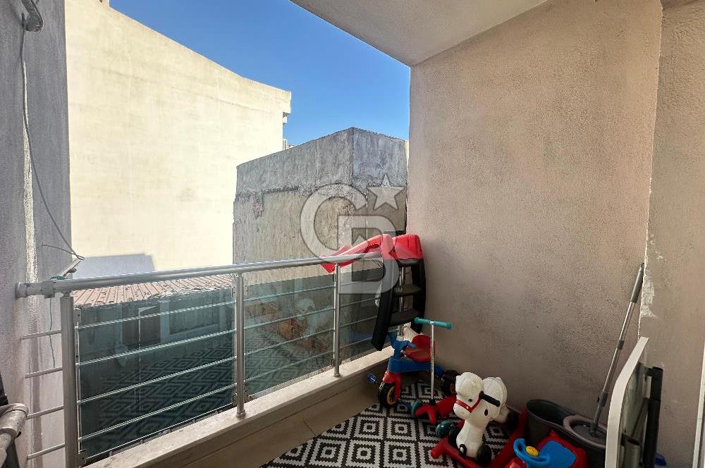 Bayraklı Çiçek Mahallesi Satılık 2+1 Daire