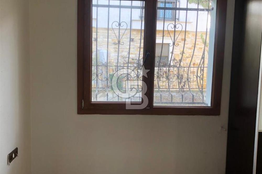 Foça Bağarası Hacıveli Mah. Kiralık 2+1 Müstakil Ev