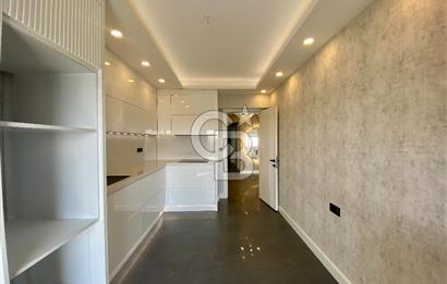 KARYA SİTESİ'NDE KOMPLE TADİLATLI SATILIK FERAH, LÜKS 3+1 DAİRE