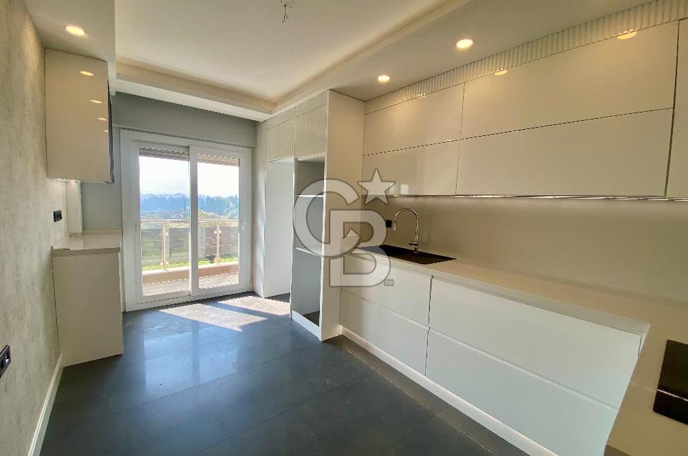 KARYA SİTESİ'NDE KOMPLE TADİLATLI SATILIK FERAH, LÜKS 3+1 DAİRE