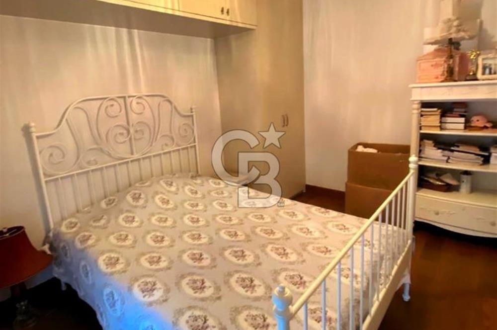 ÇEKMEKÖY MAYAVERA SİTESİNDE SATILIK TRİPLEKS VİLLA