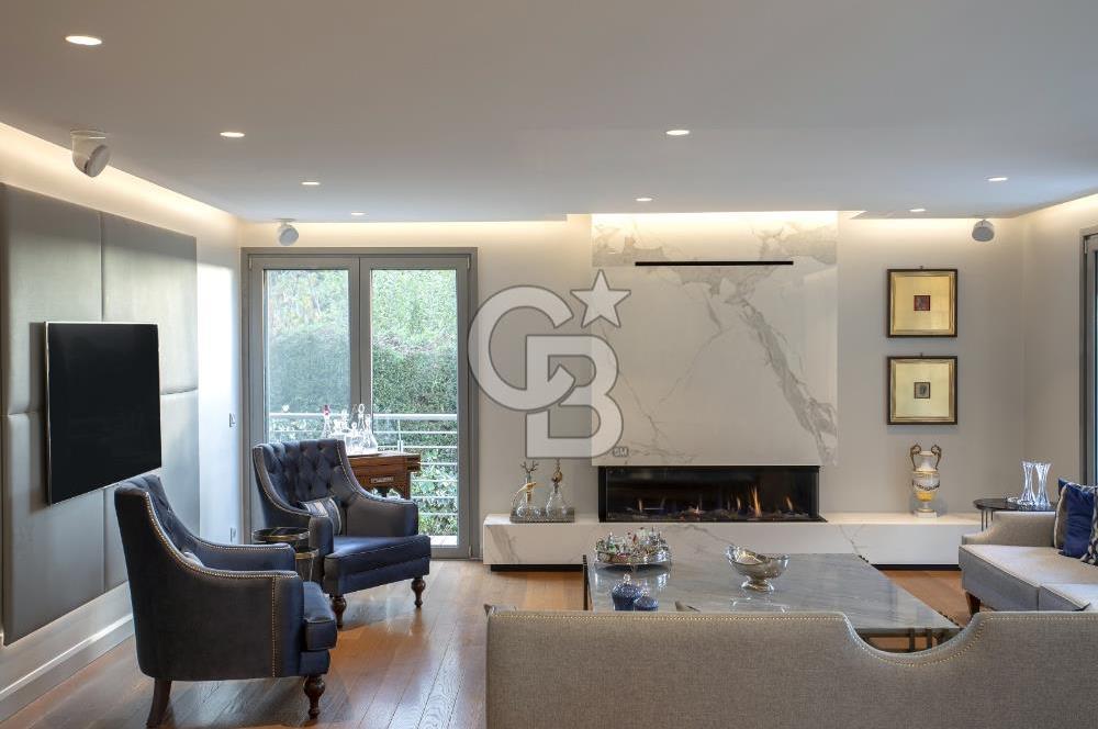 ÇEKMEKÖY MAYAVERA SİTESİNDE SATILIK TRİPLEKS VİLLA