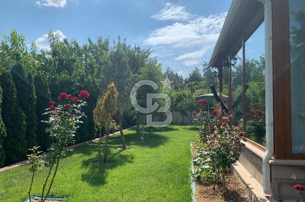 GÖLBAŞINDA SİTE İÇİ ÇELİK KONSTRÜKSİYON SATILIK 5+1 VİLLA