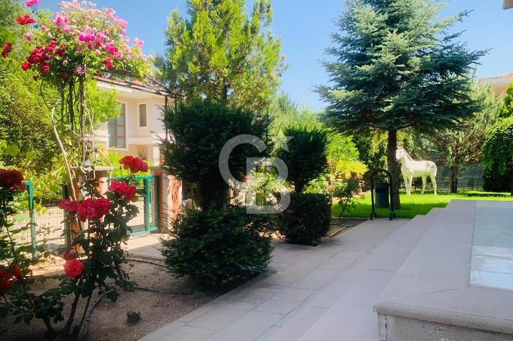 GÖLBAŞINDA SİTE İÇİ ÇELİK KONSTRÜKSİYON SATILIK 5+1 VİLLA