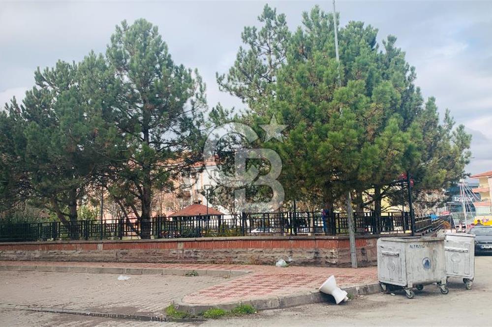 ALTINDAĞ KARAPÜRÇEKTE İKİ PARK ARASI ASANSÖRLÜ SATILIK 3+1 DAİRE