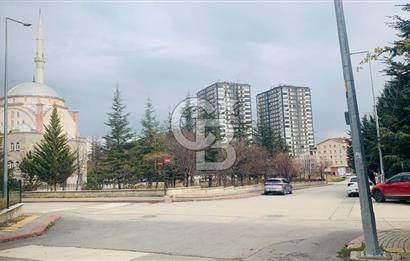 ALTINDAĞ KARAPÜRÇEKTE İKİ PARK ARASI ASANSÖRLÜ SATILIK 3+1 DAİRE