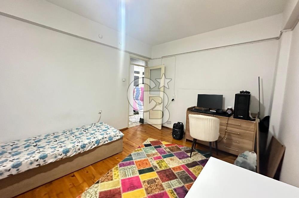 Buca Hürriyet Mahallesi Satılık 3+1 Merkezi Daire