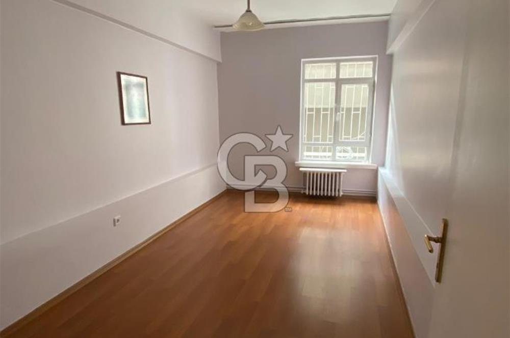 GAZiOSMANPAŞA HİRFANLI SOKAK'ta 4+1 SATILIK DAİRE