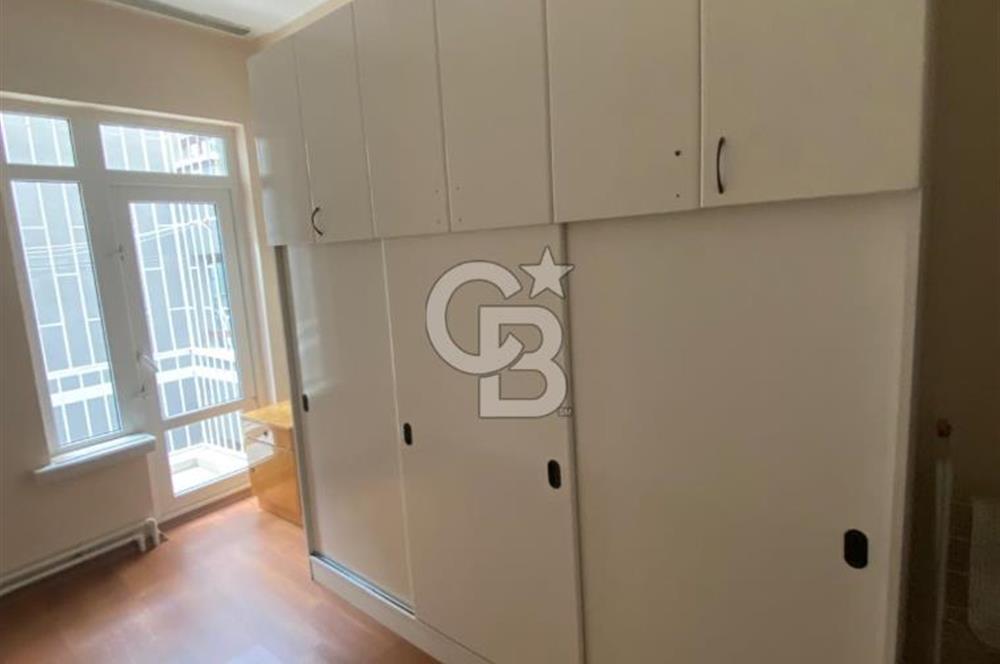 GAZiOSMANPAŞA HİRFANLI SOKAK'ta 4+1 SATILIK DAİRE