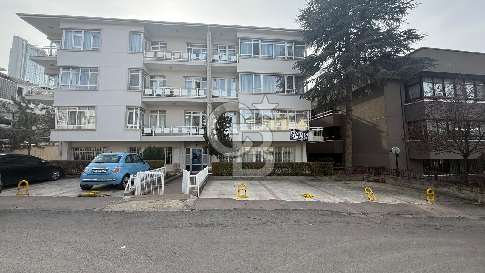 GAZiOSMANPAŞA HİRFANLI SOKAK'ta 4+1 SATILIK DAİRE