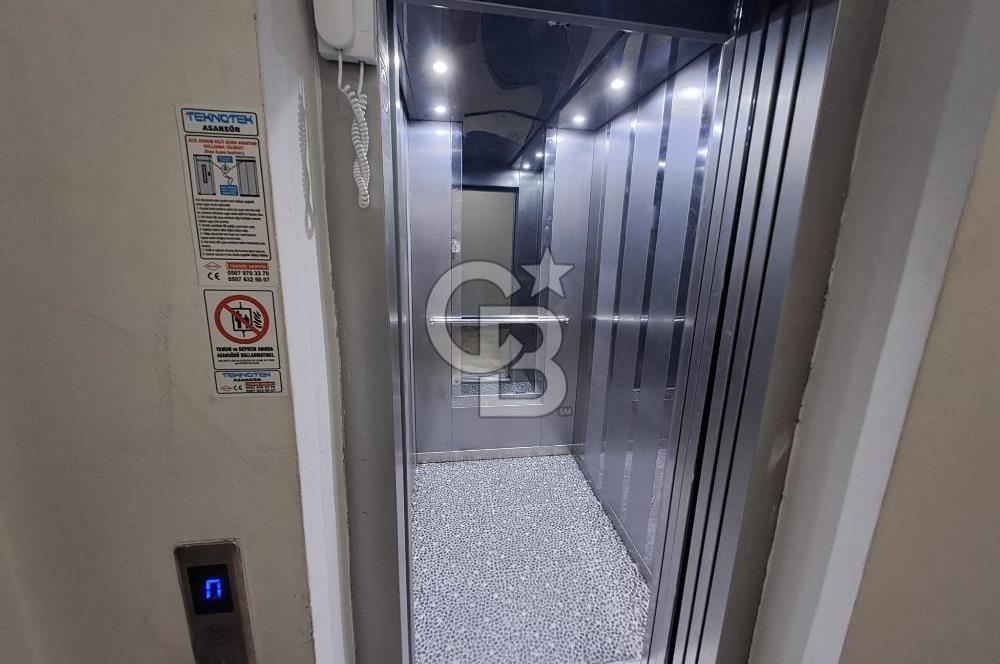 Seyrek'te Havuzlu ve Yeşillikli Site Eşyalı Kiralık 1+1