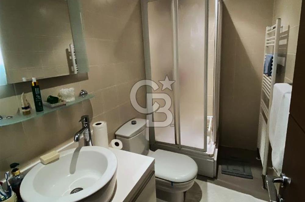 ÇEKMEKÖY MAYAVERA SİTESİNDE SATILIK TRİPLEKS VİLLA